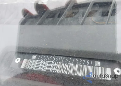 2006 Chevrolet Express Work Van из США, поврежденный, VIN 1GCHG35U661182351